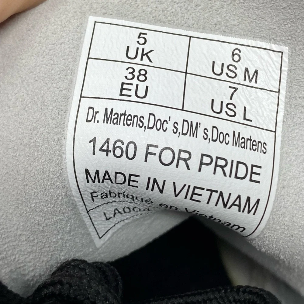 Dr. Martens 1460 For Pride Leather Boots US Men’s Size 6 NWOB‎